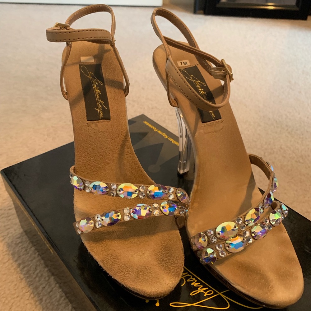 Johnathan Kayne Austria Heel